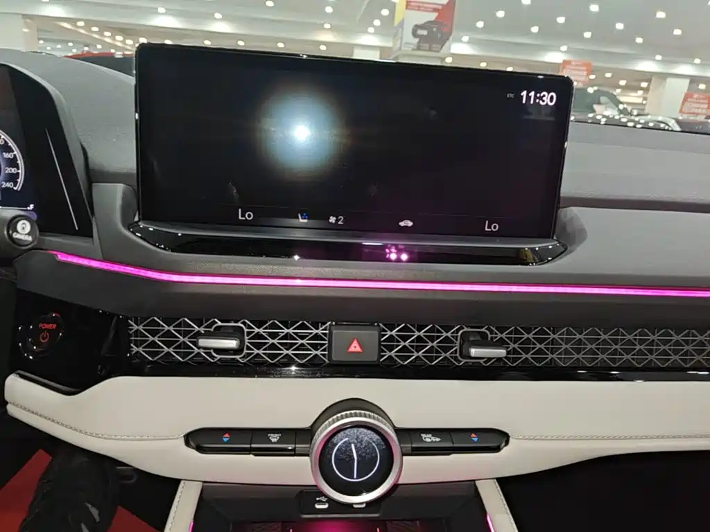 Honda Accord New Energy — фото 13