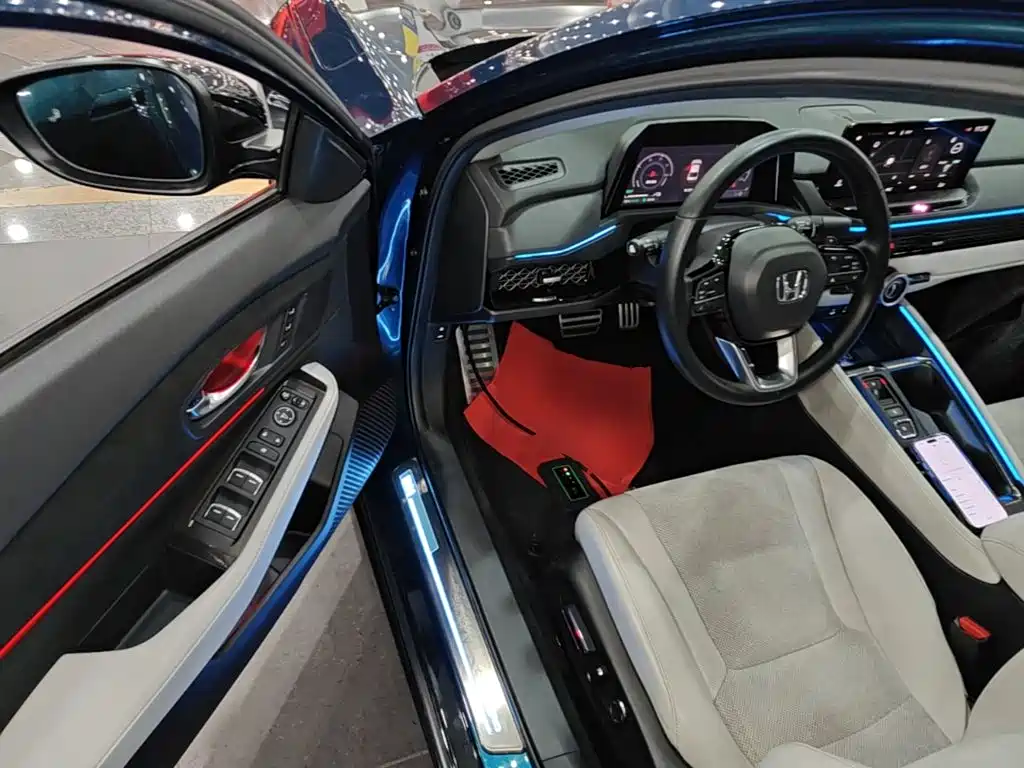 Honda Accord New Energy — фото 16