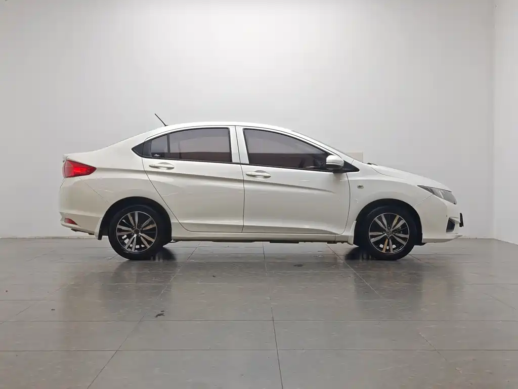 Honda City — фото 11