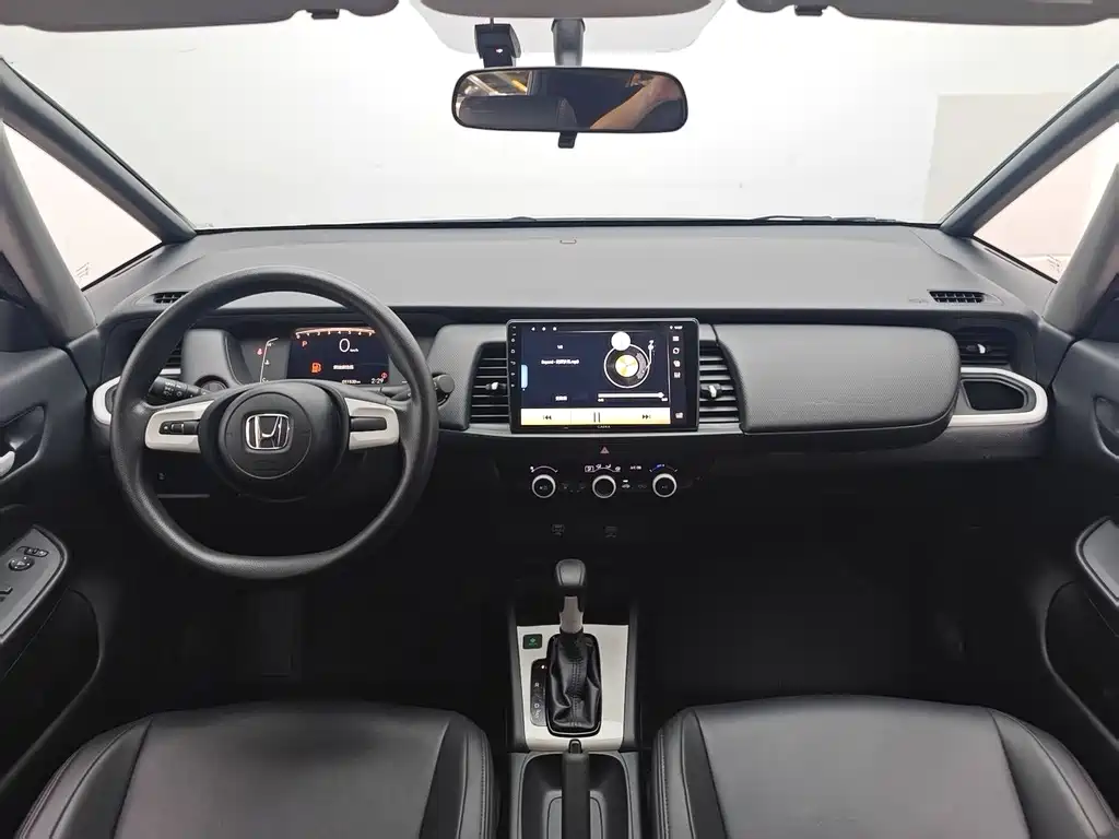Honda Fit — фото 15