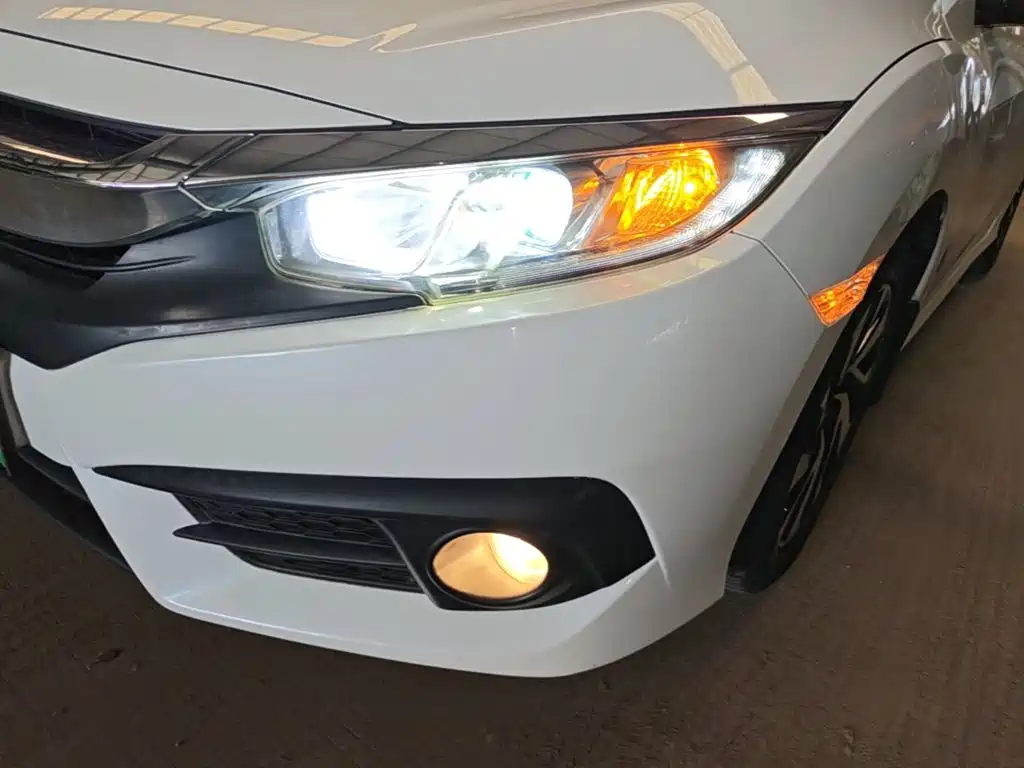 Honda Civic — фото 24