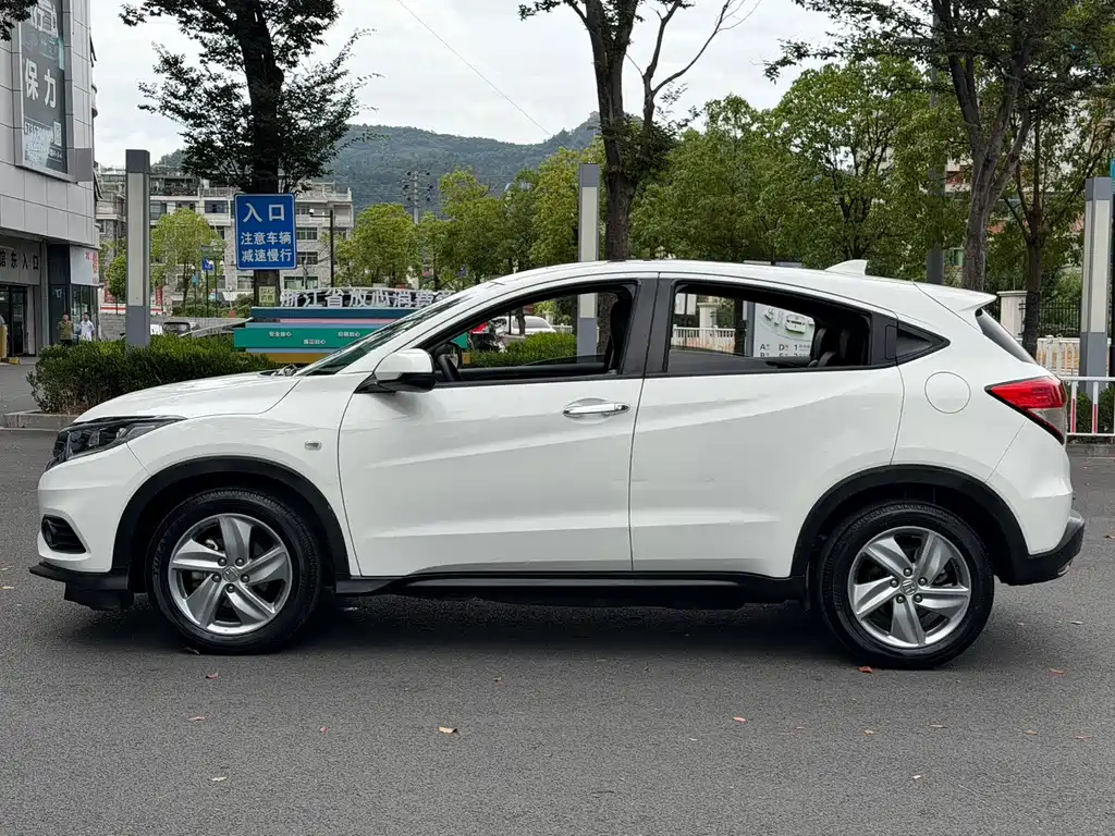 Honda Vezel — фото 4