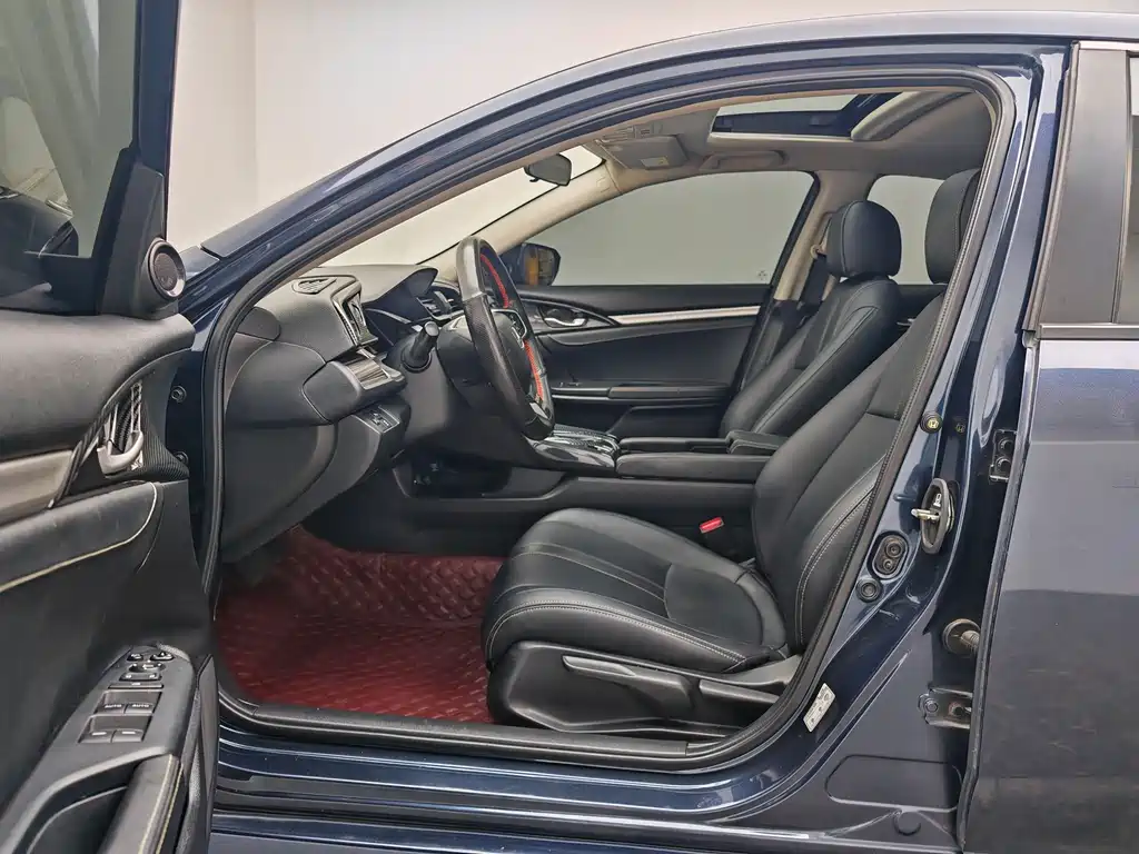 Honda Civic — фото 14