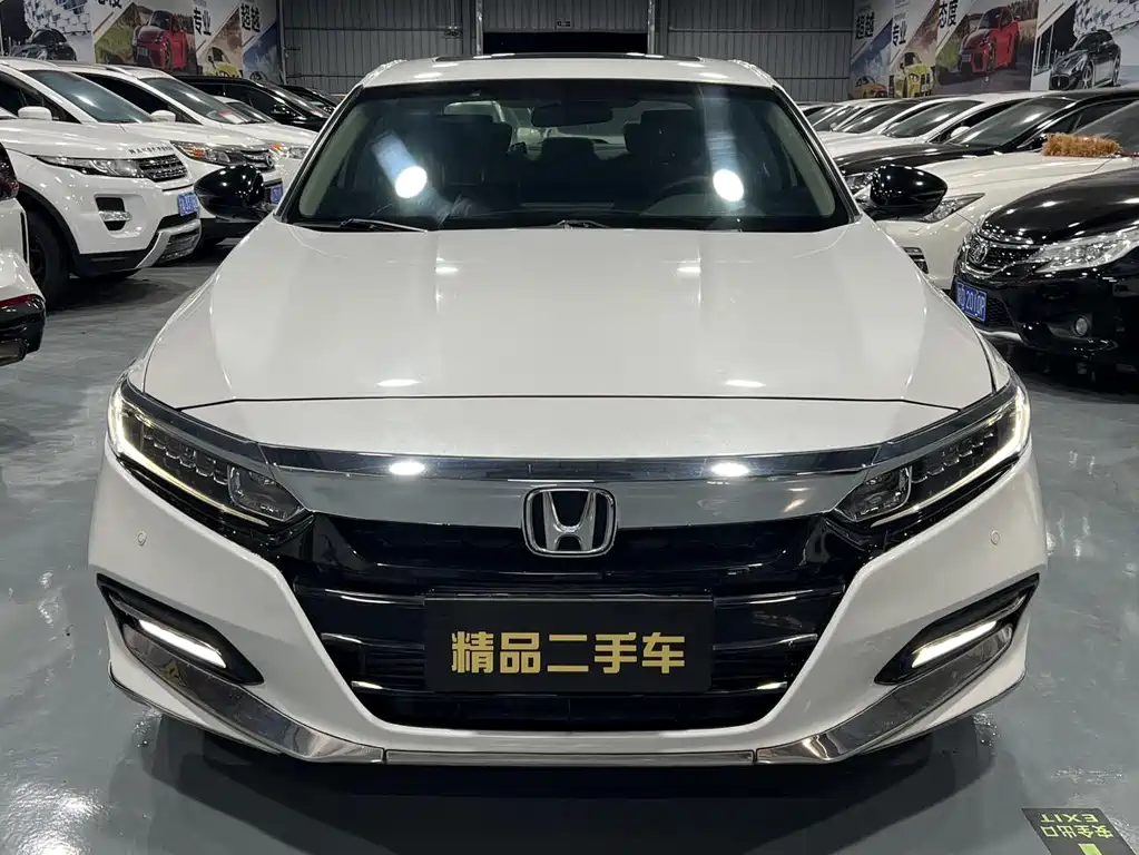 Honda Accord — фото 3