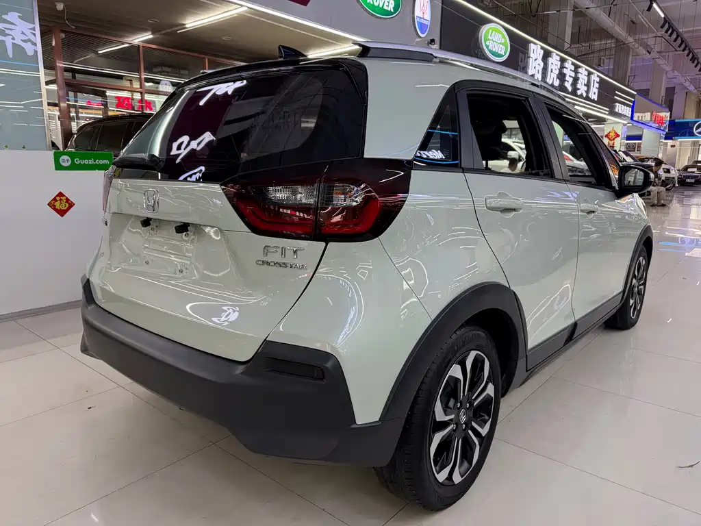 Honda Fit — фото 6