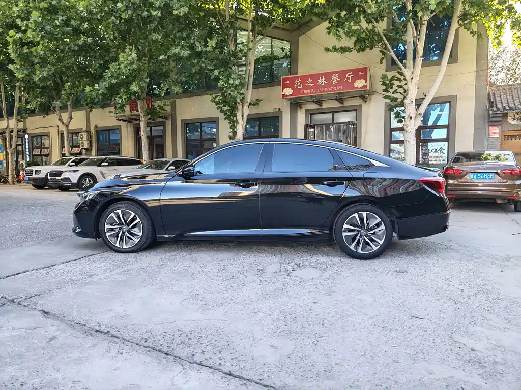 Honda Inspire — фото 5
