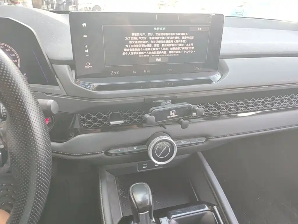 Honda Accord — фото 13