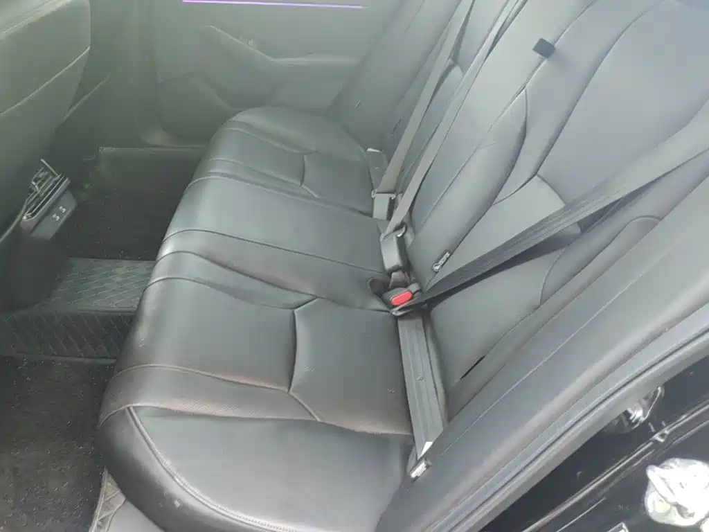 Honda Accord — фото 17