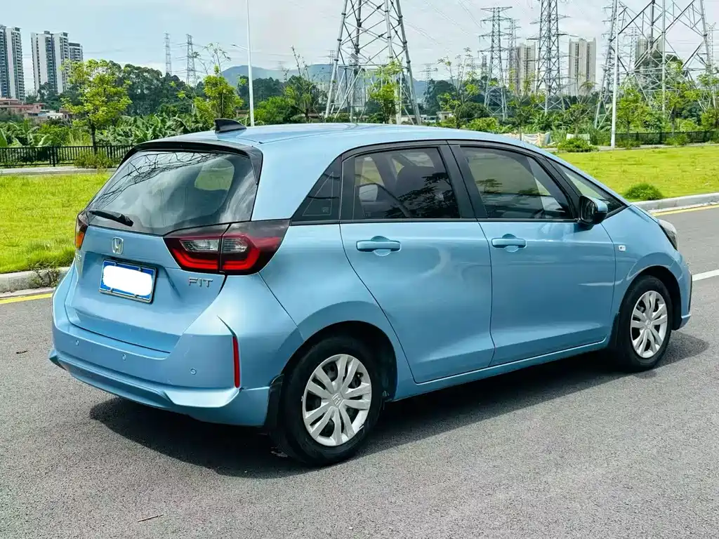 Honda Fit — фото 3