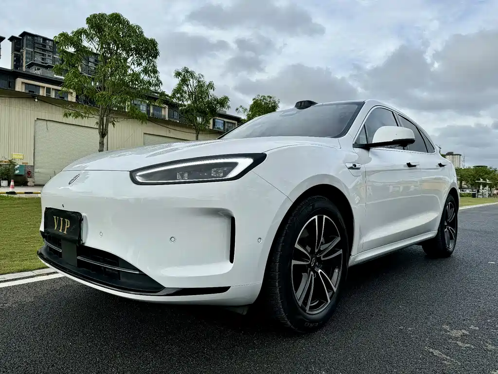 AITO AITO M5 — фото 7