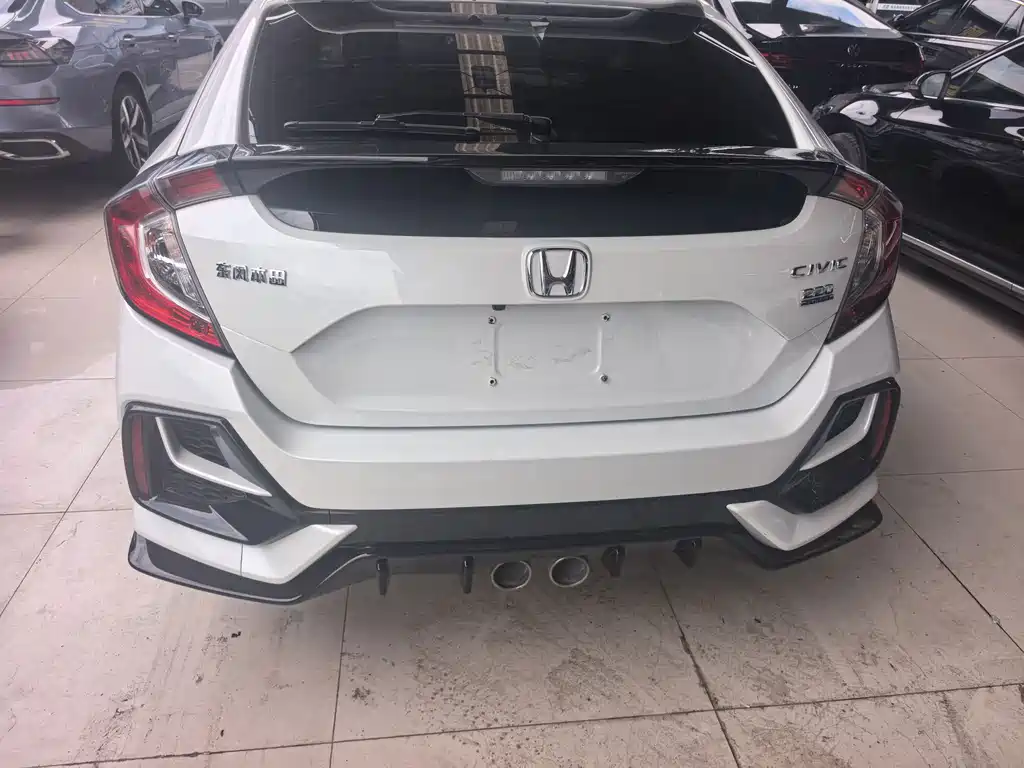 Honda Civic — фото 11