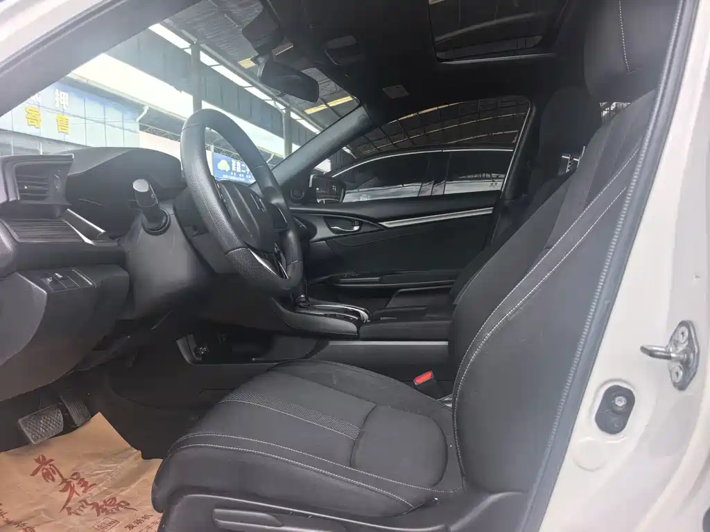 Honda Civic — фото 5