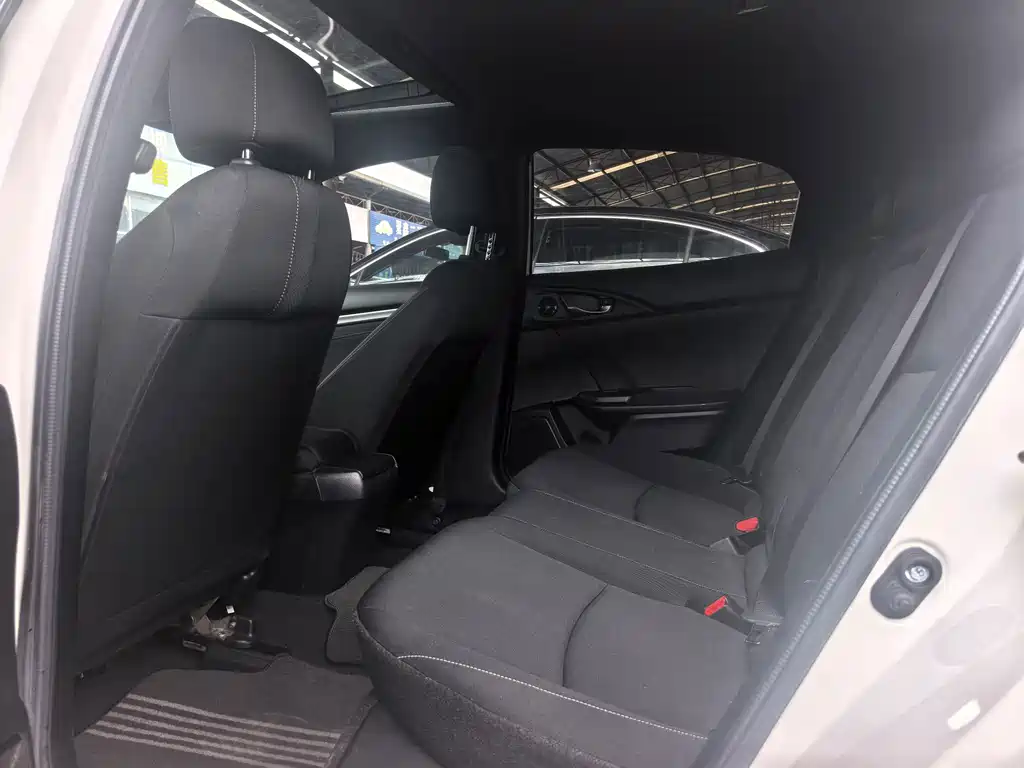 Honda Civic — фото 6