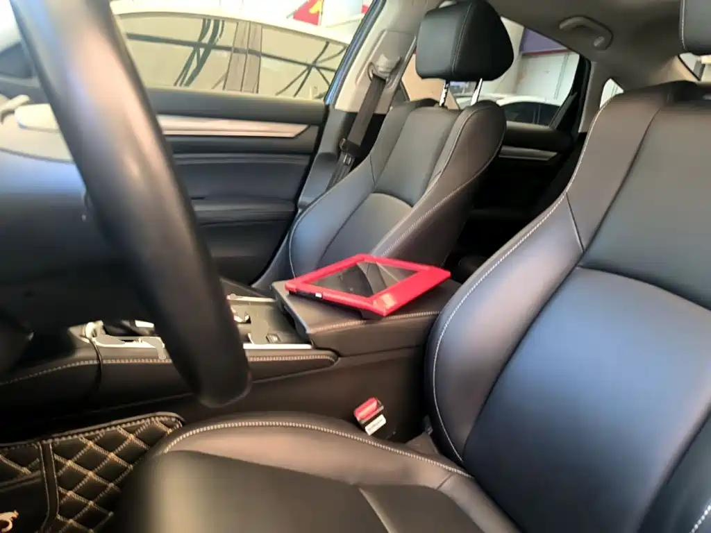 Honda Inspire — фото 15