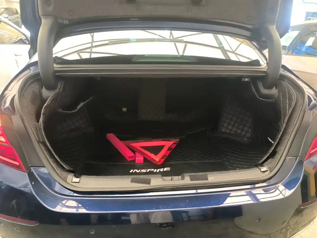 Honda Inspire — фото 19