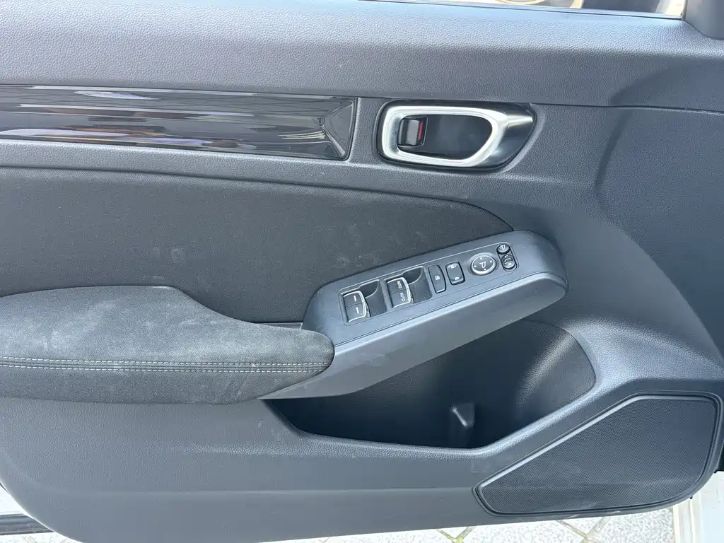 Honda Civic — фото 7
