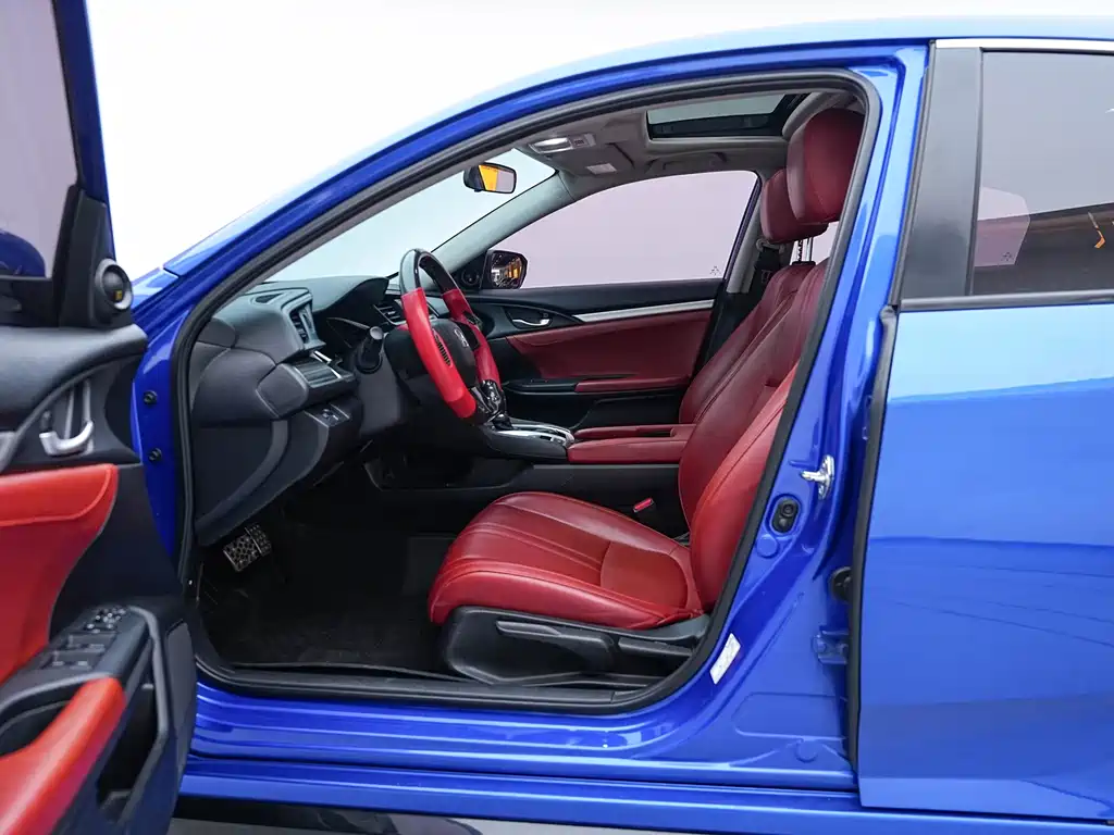 Honda Civic — фото 17