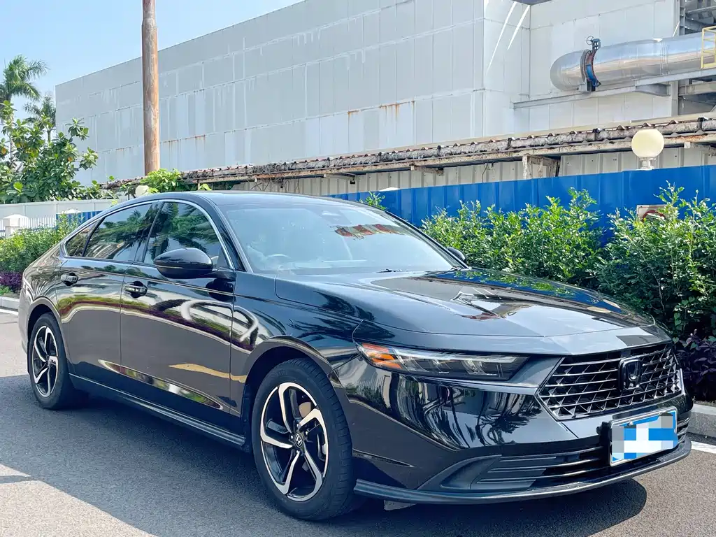 Honda Accord — фото 3
