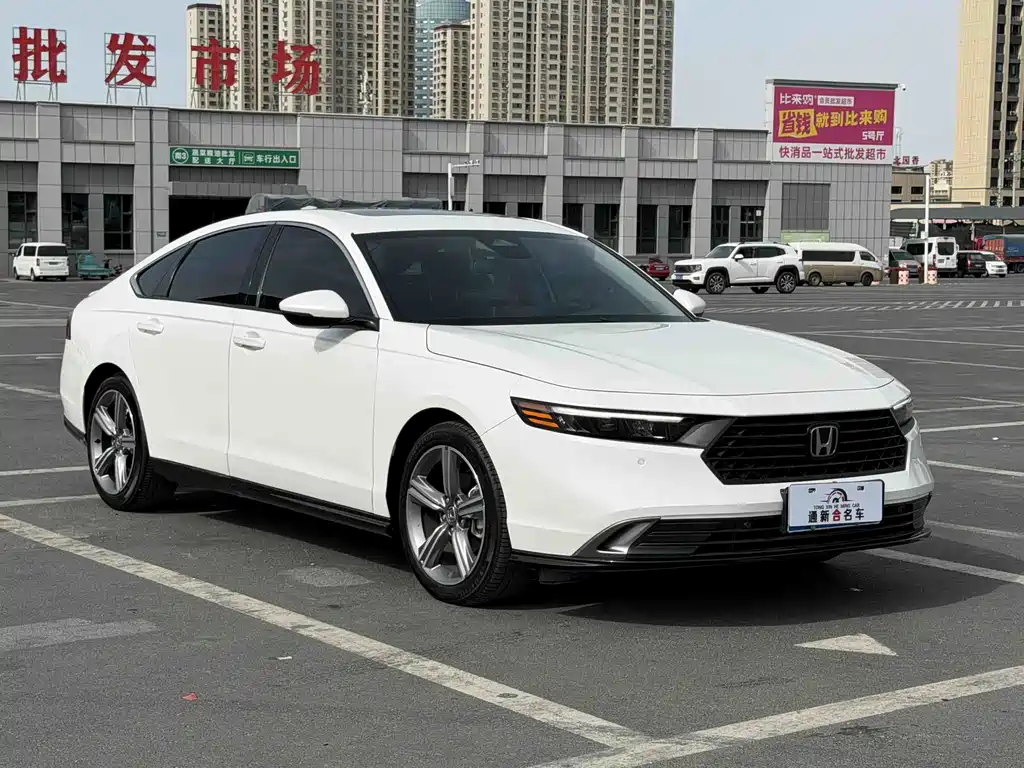 Honda Accord — фото 3