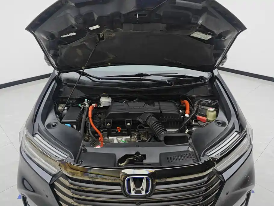 Honda Odyssey — фото 10