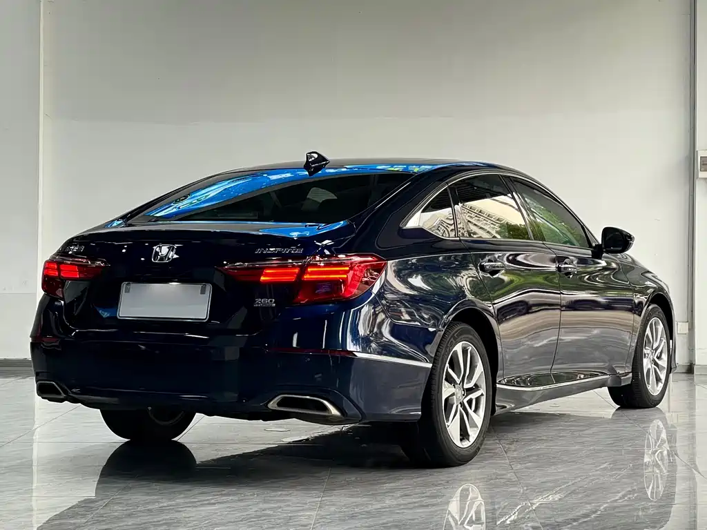 Honda Inspire — фото 4