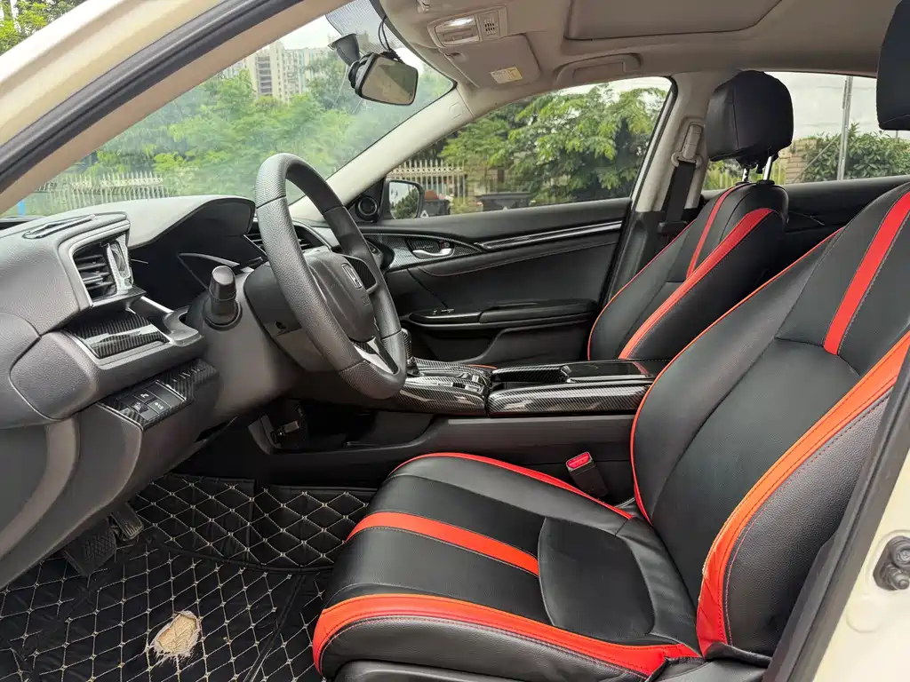 Honda Civic — фото 4