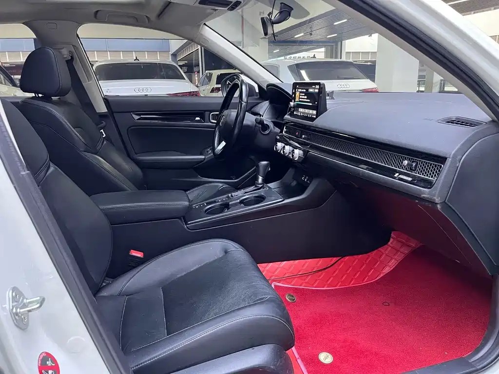 Honda Civic — фото 11