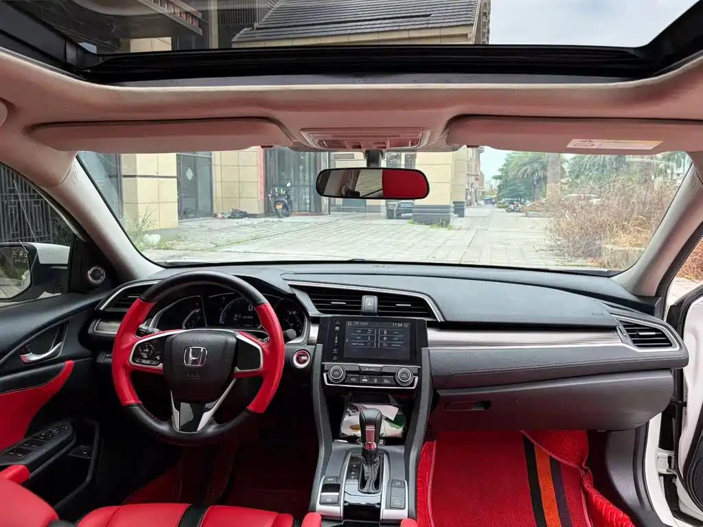 Honda Civic — фото 8