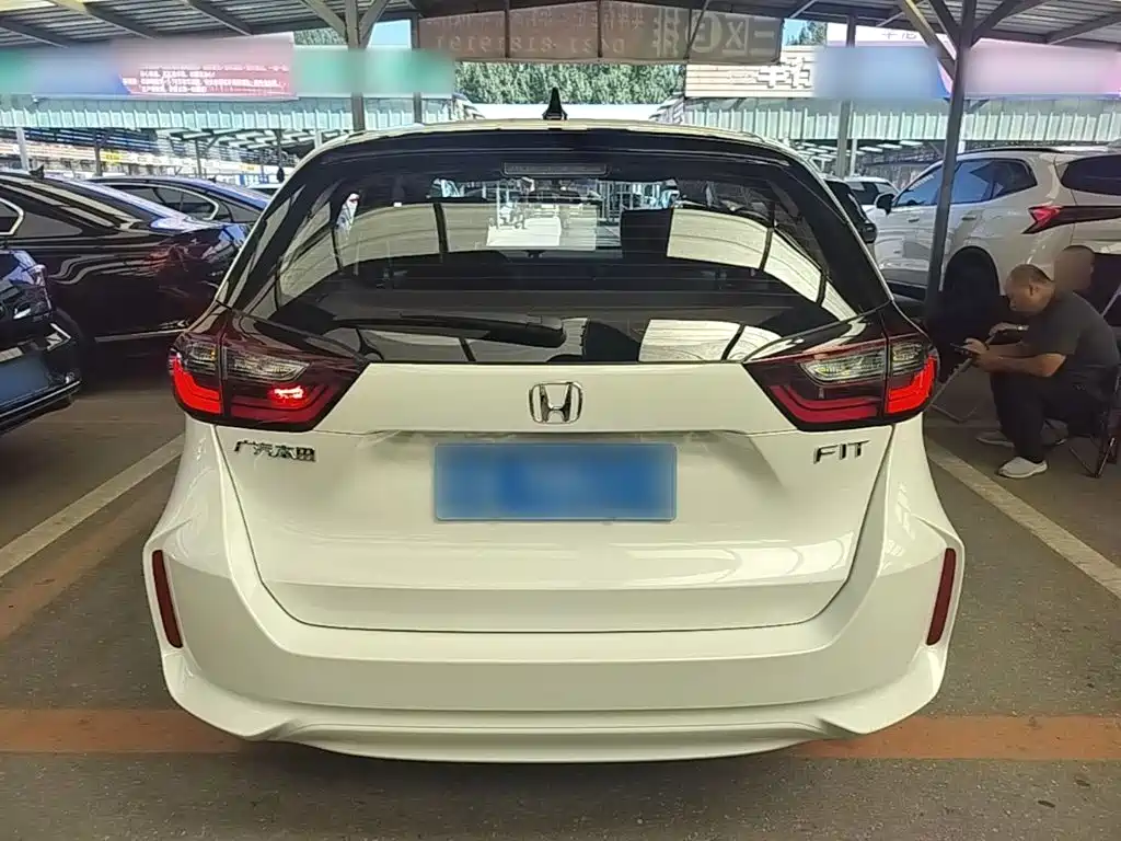 Honda Fit — фото 6