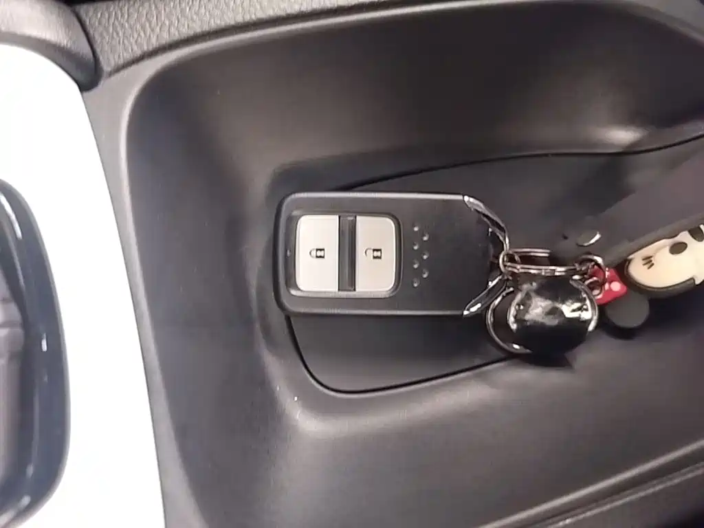 Honda Fit — фото 9