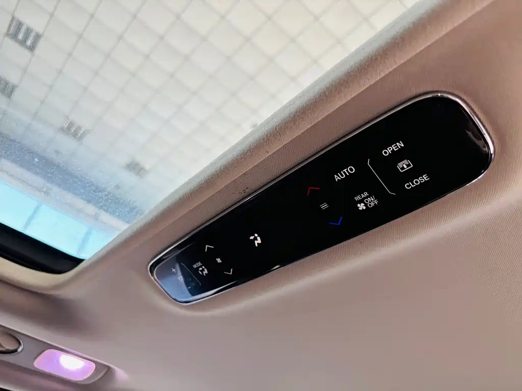 Honda Odyssey — фото 18