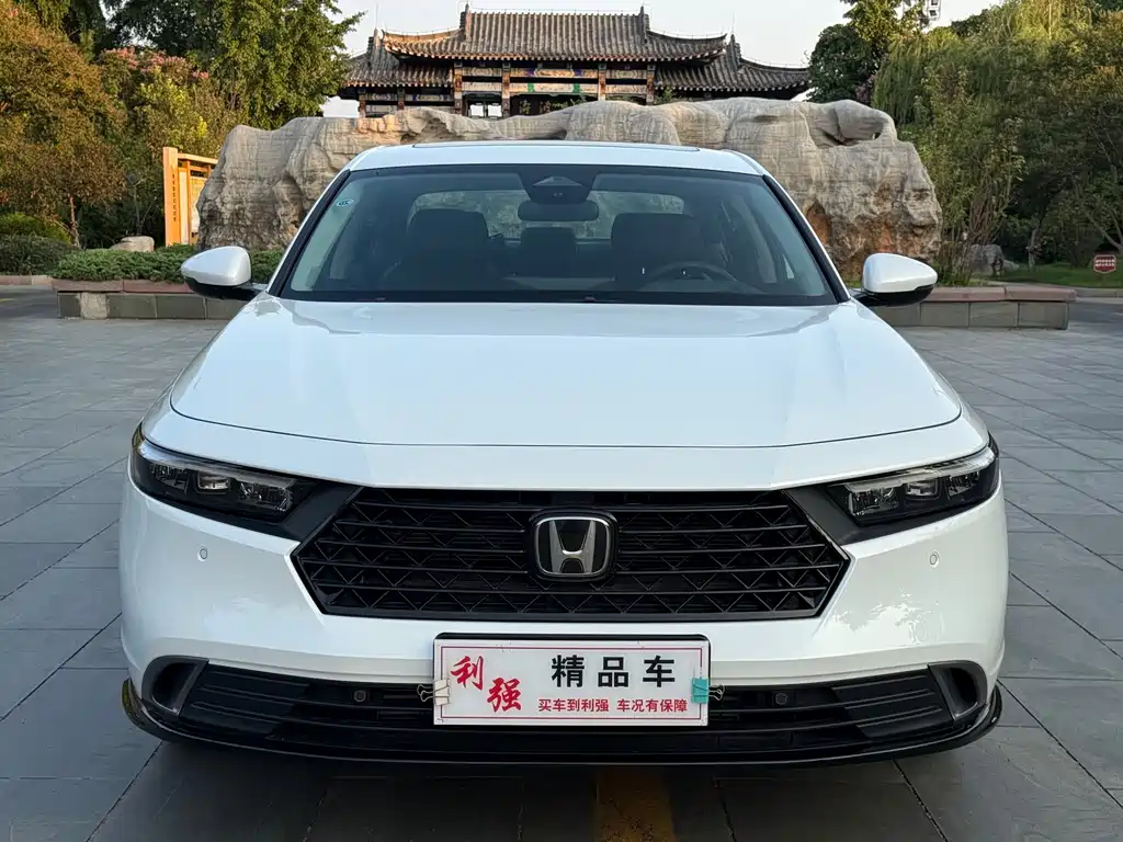 Honda Accord — фото 2