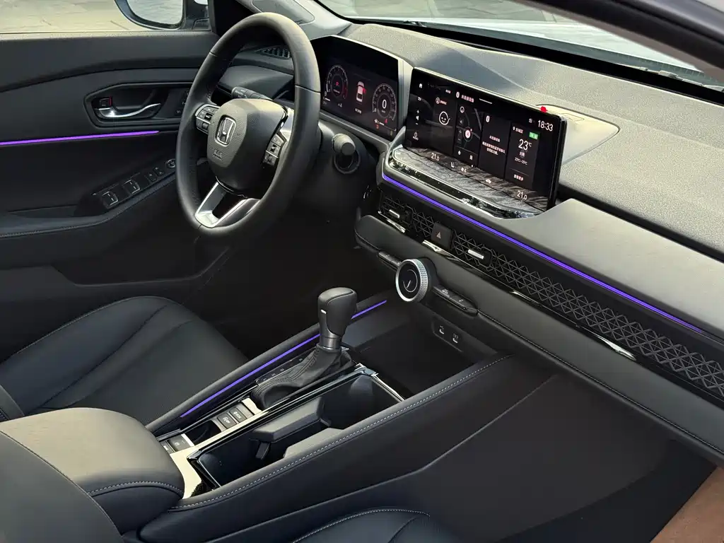 Honda Accord — фото 18