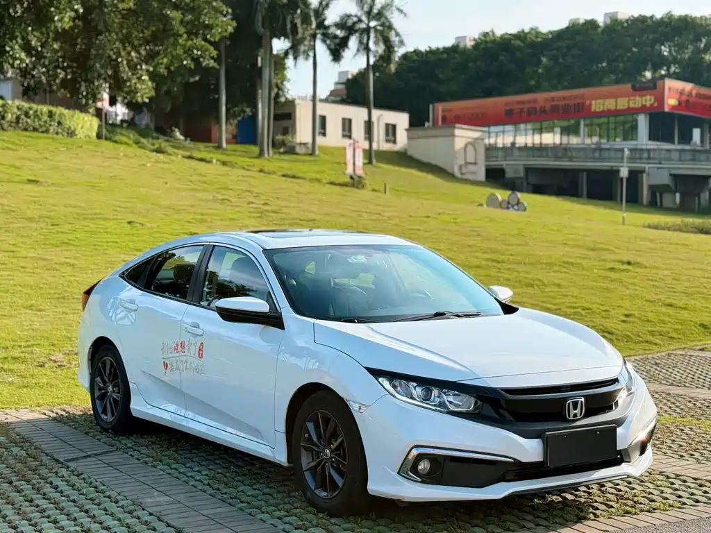 Honda Civic — фото 3