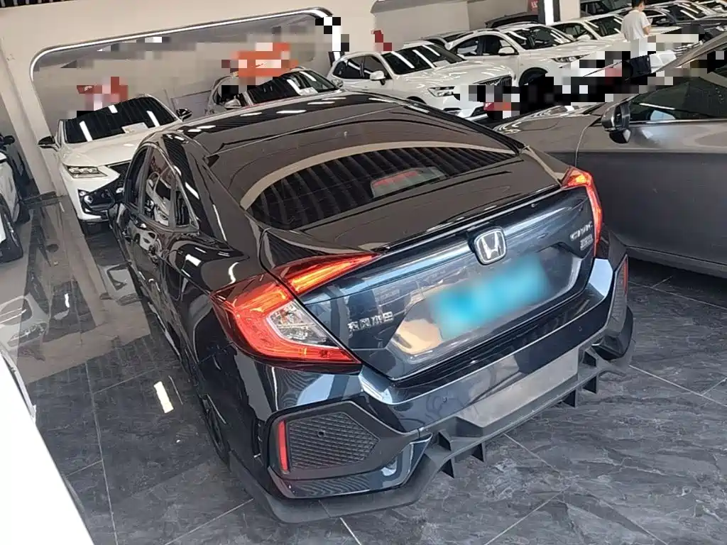 Honda Civic — фото 5