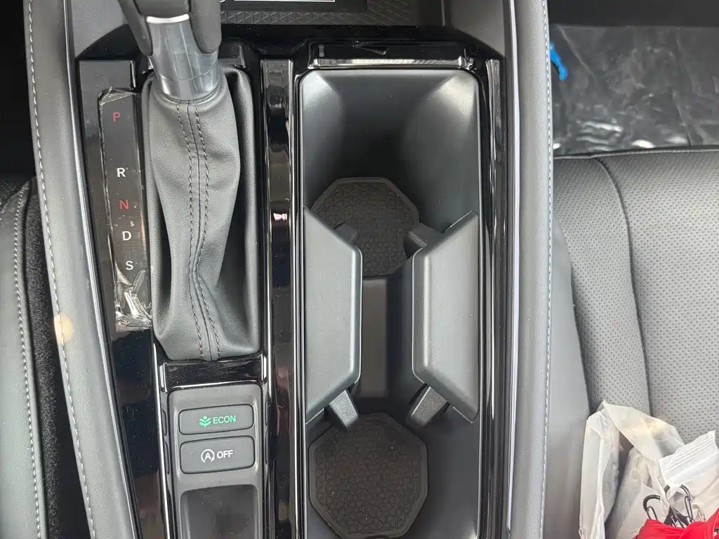 Honda Inspire — фото 12