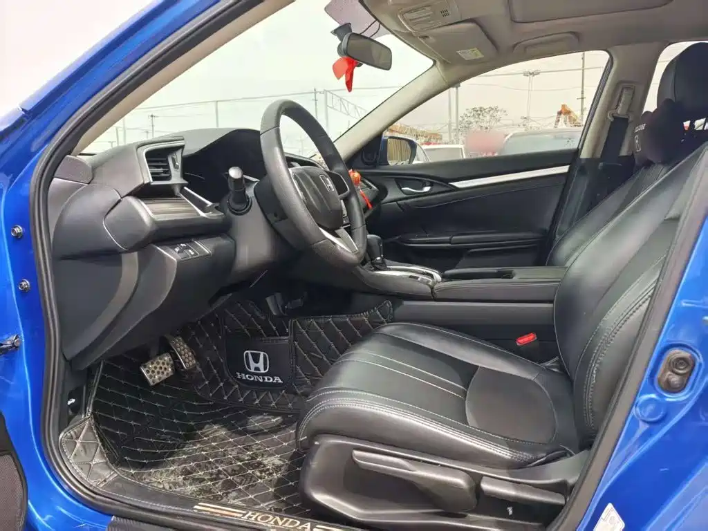 Honda Civic — фото 9