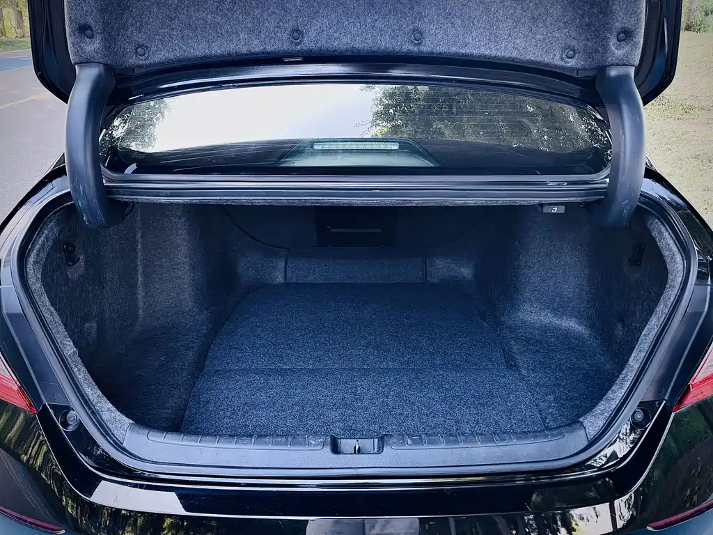Honda Accord — фото 16