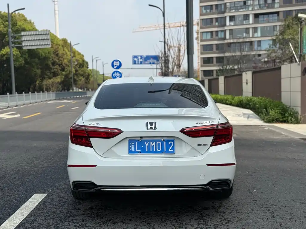 Honda Inspire — фото 6