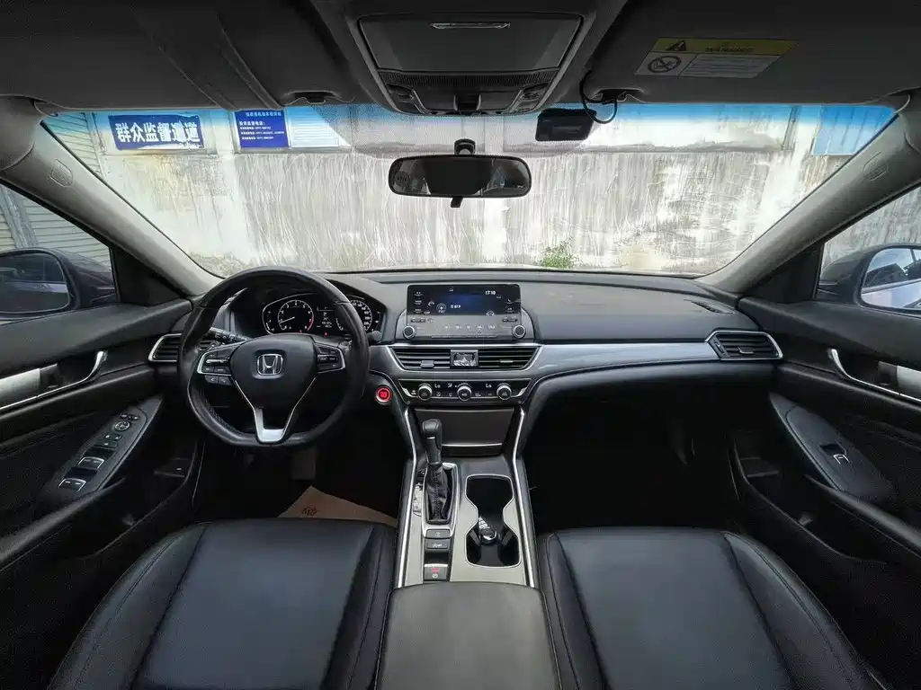 Honda Accord — фото 5
