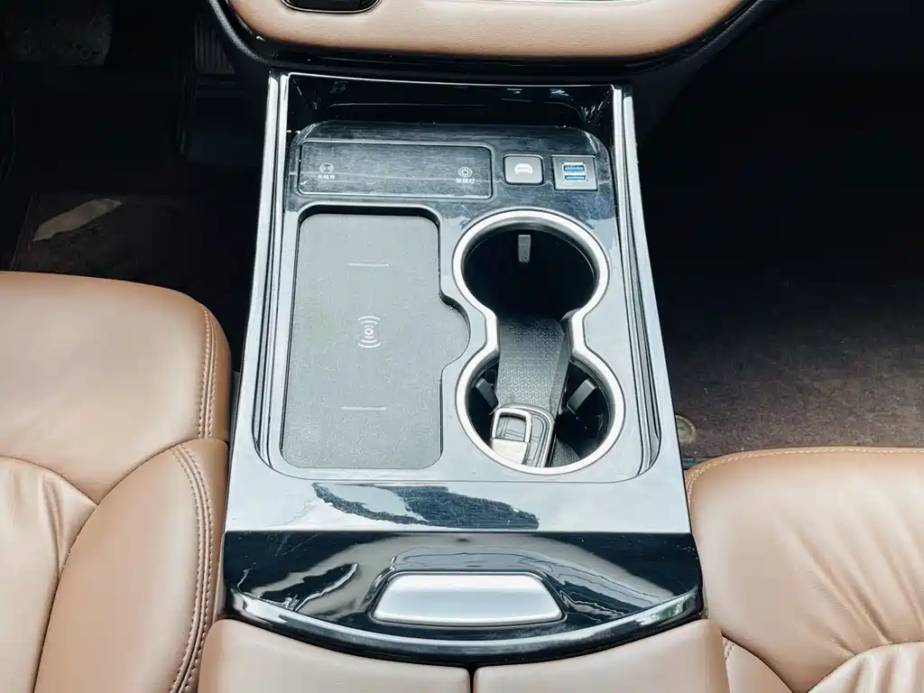 Honda Odyssey — фото 17
