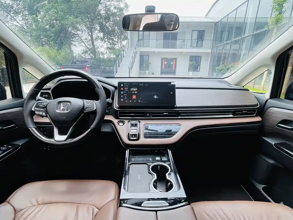 Honda Odyssey — фото 19