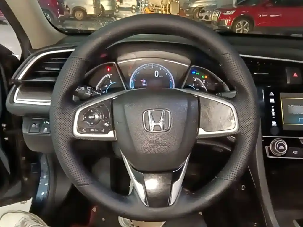 Honda Civic — фото 11
