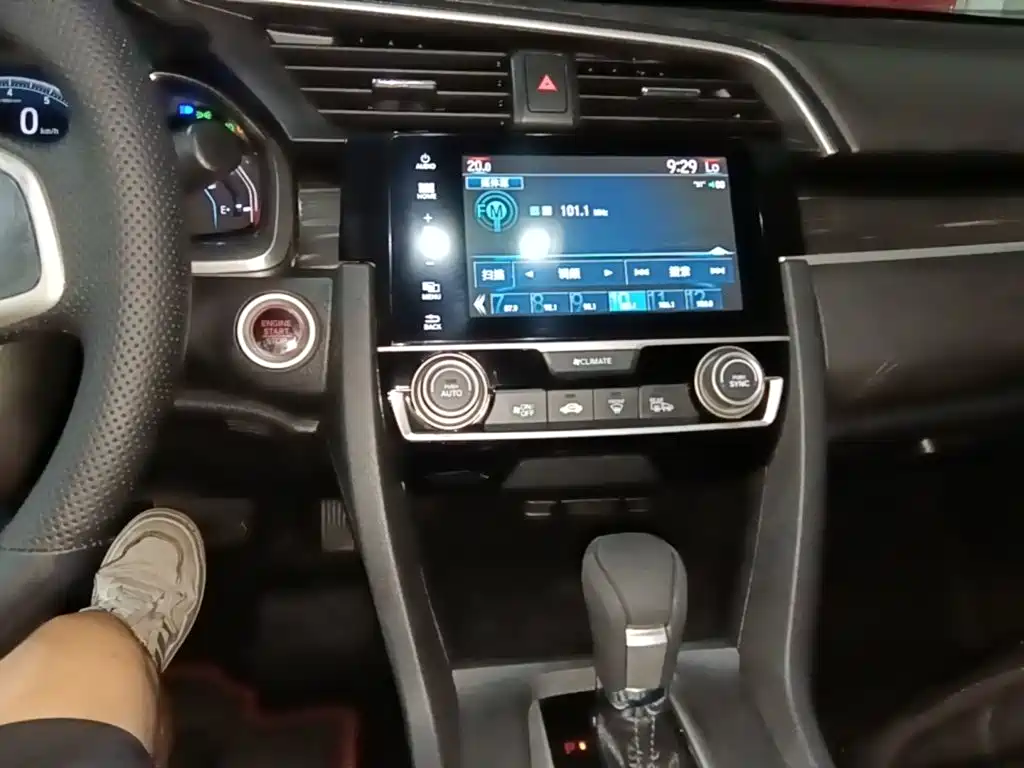 Honda Civic — фото 13