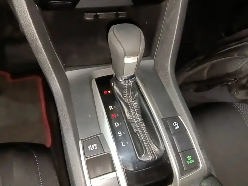 Honda Civic — фото 14