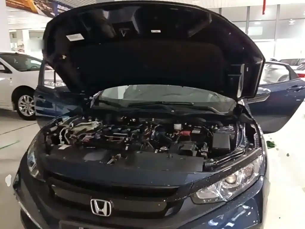 Honda Civic — фото 20