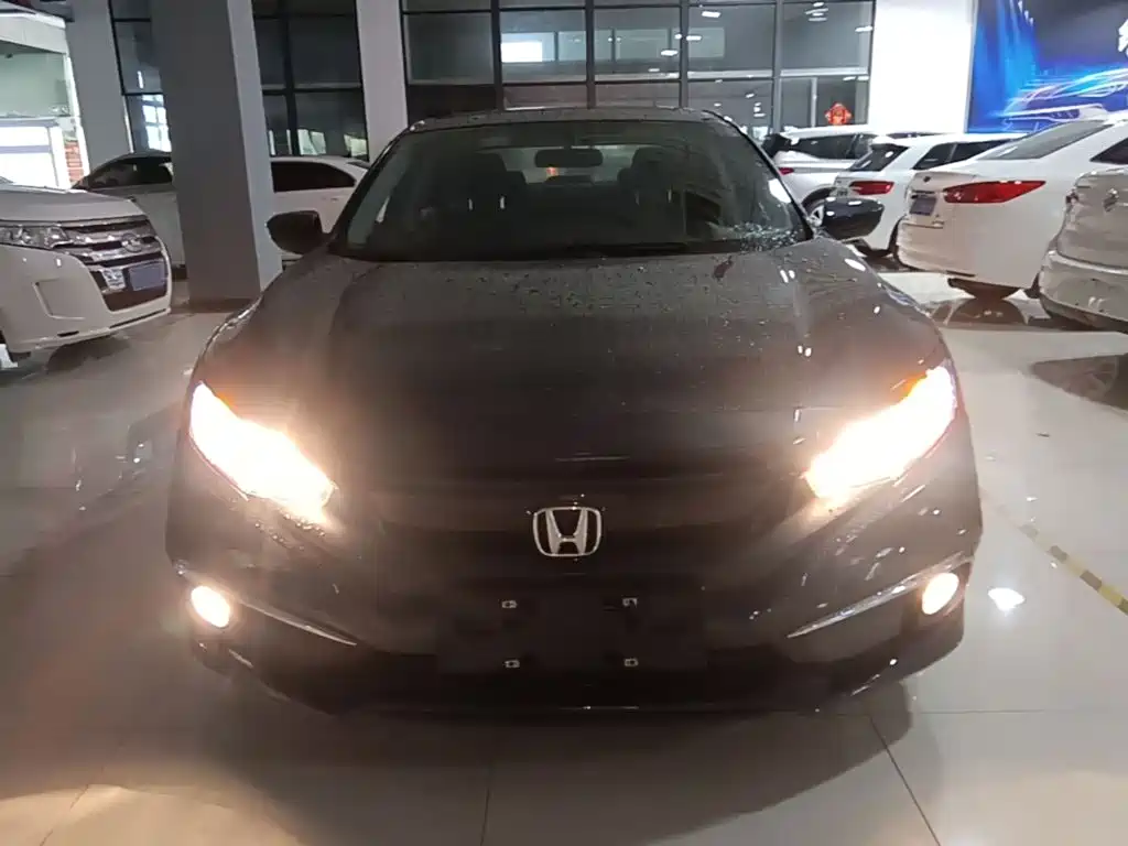 Honda Civic — фото 3
