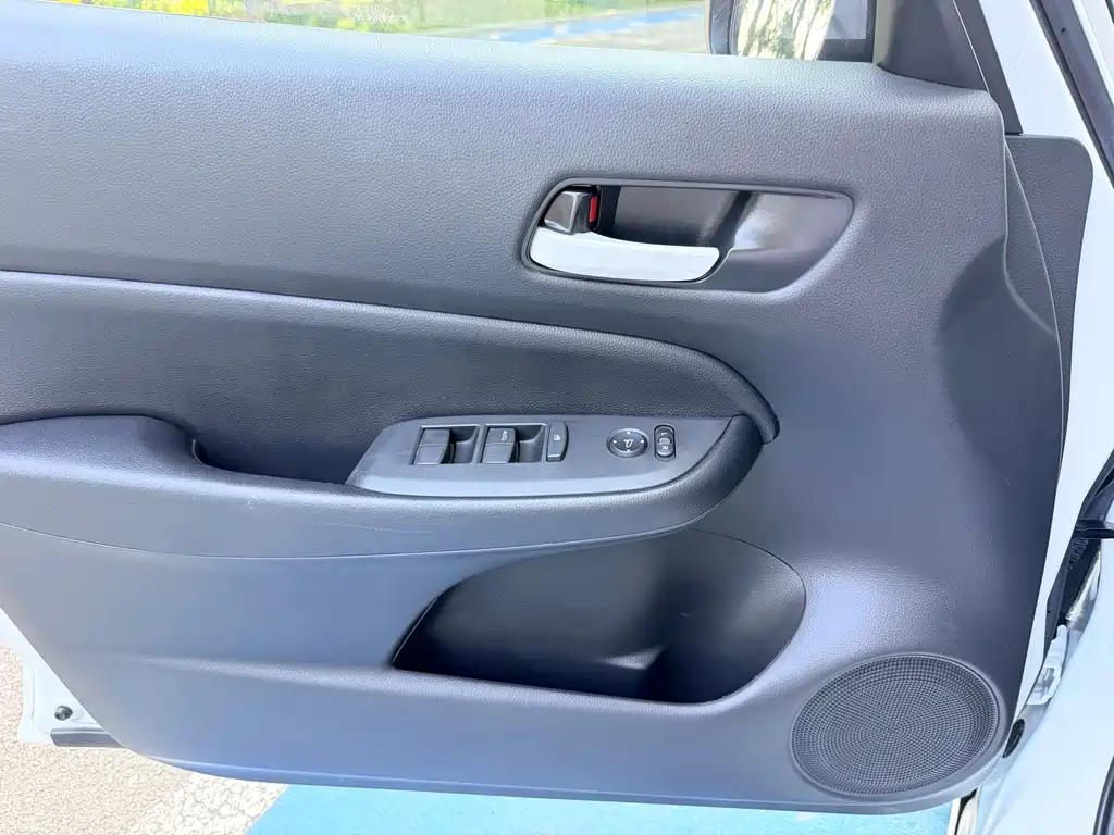 Honda Fit — фото 14
