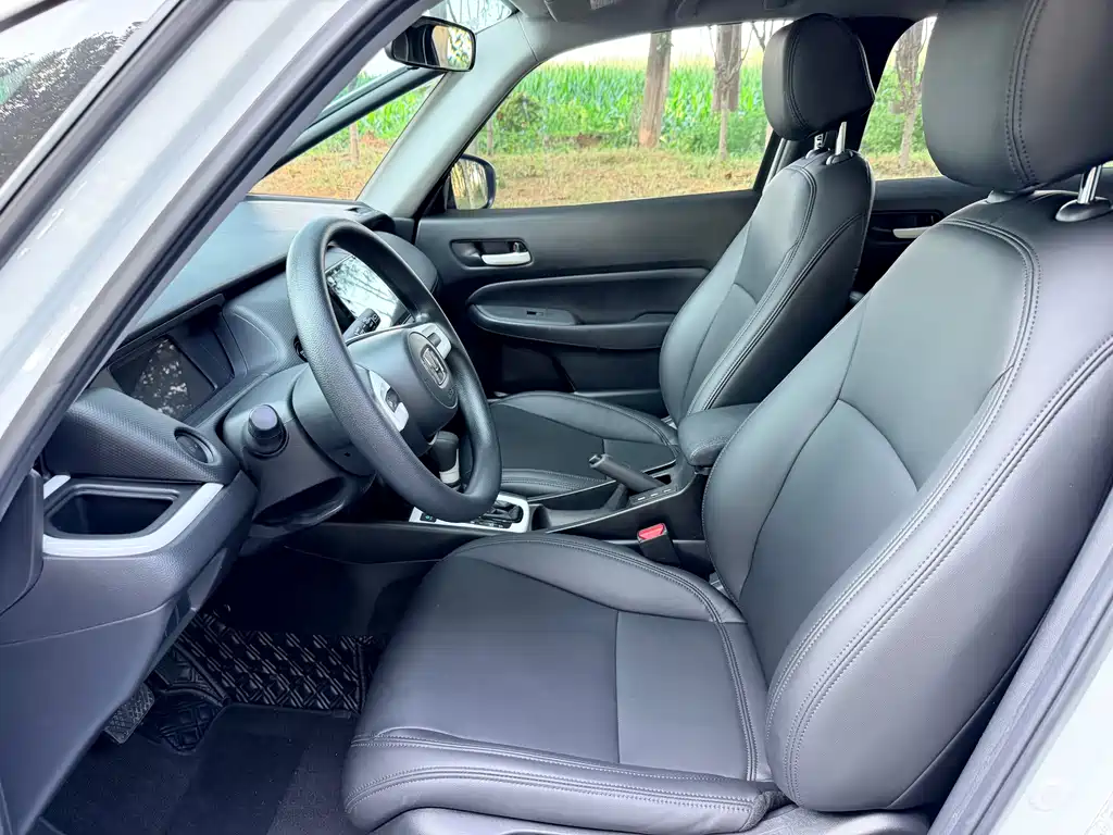 Honda Fit — фото 8