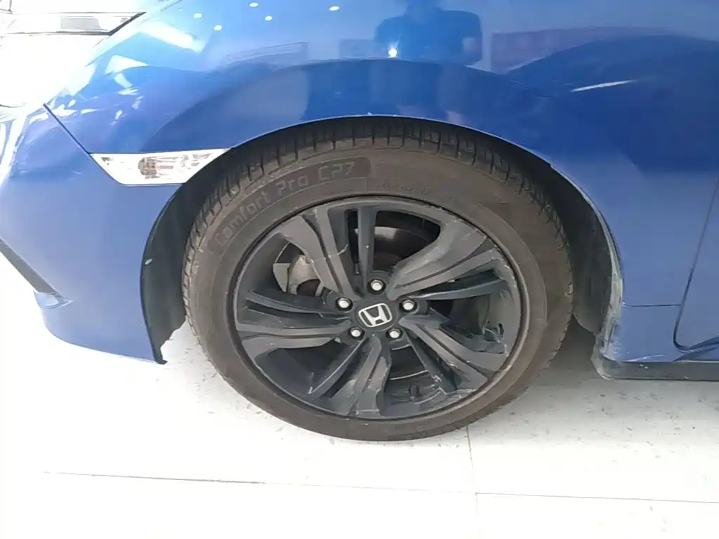 Honda Civic — фото 23